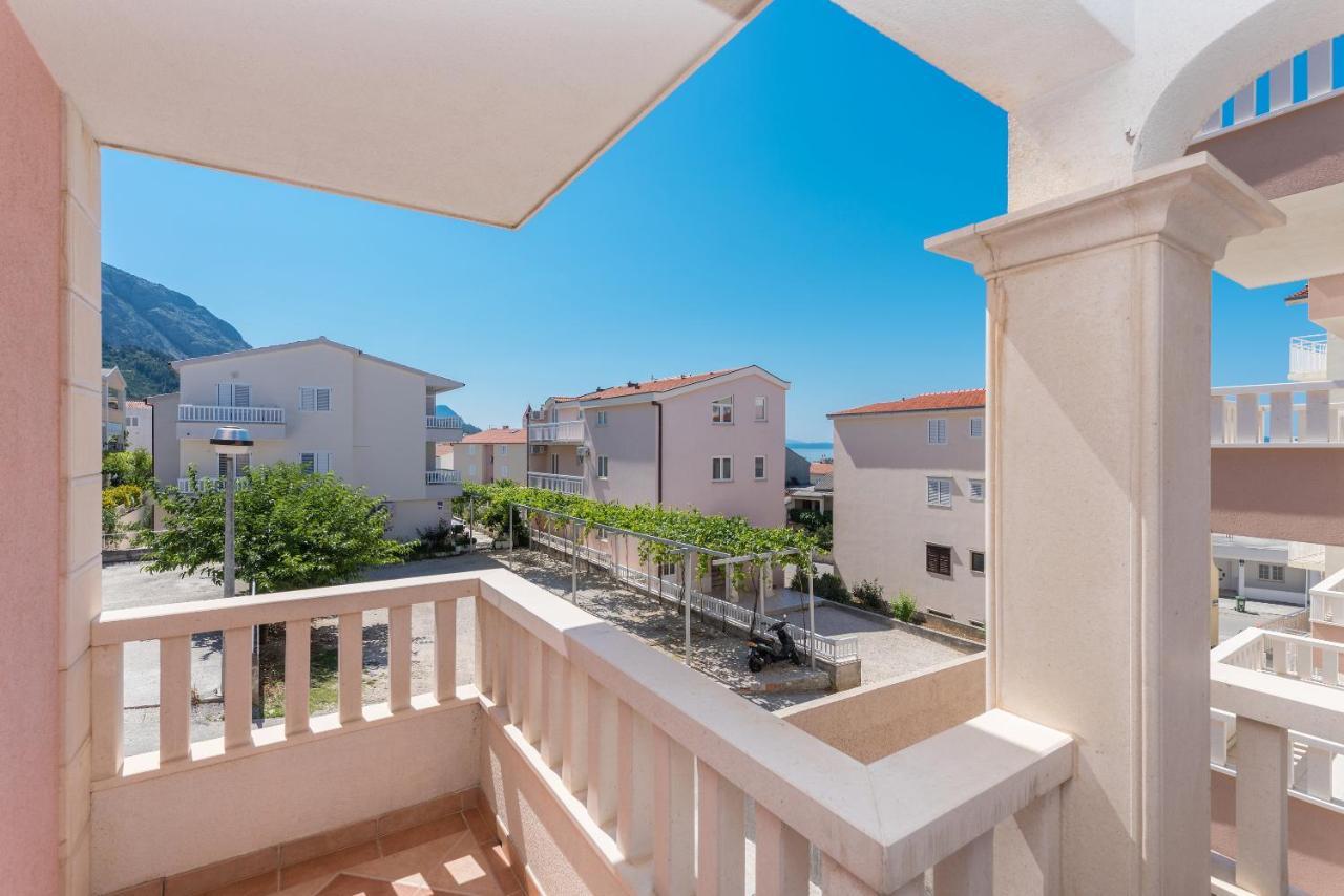 Skiljini Dvori - Studio-Apartman 1 Макарска Екстериор снимка
